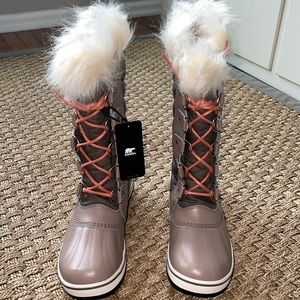 Sorel Tofino II New Waterproof Faux Fur boots